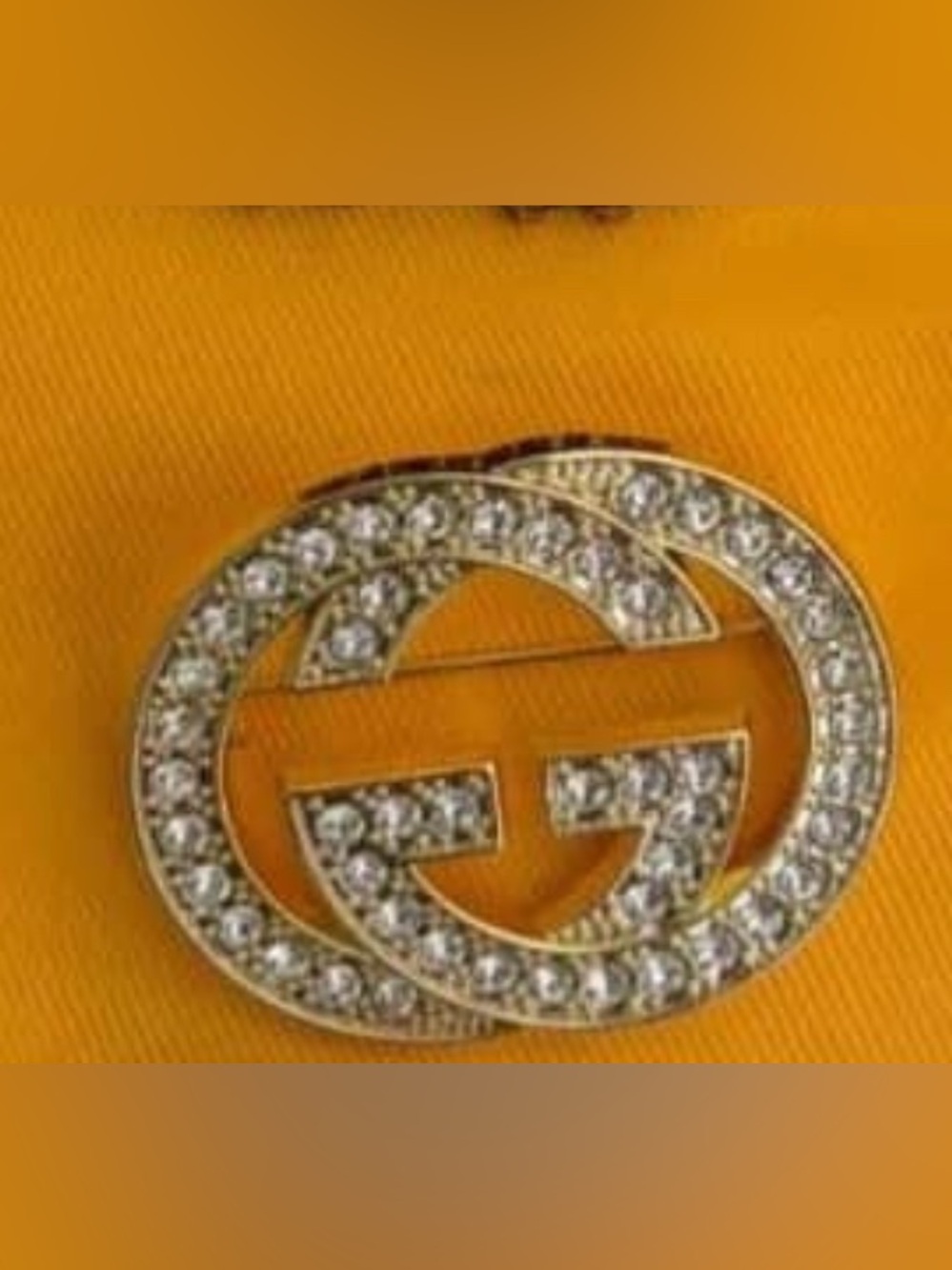 New Gucci antique Gold tone brooch with box - Picture 3 of 4